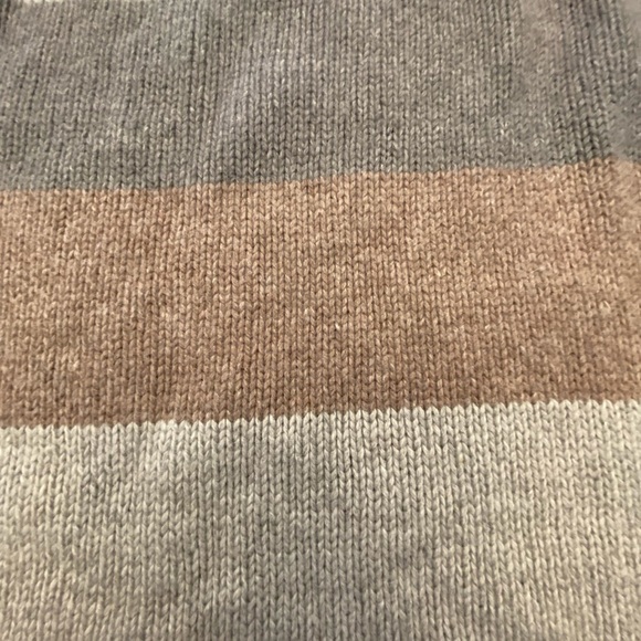 ANN TAYLOR LOFT Crop Sweater, Size Petite Medium - Picture 2 of 6